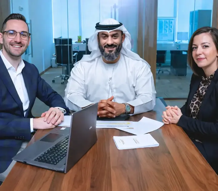 A Best Solution consultant in a client meeting