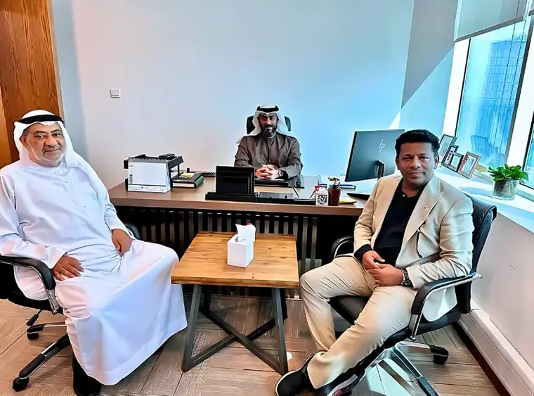 Client consultation at the Best Solution office